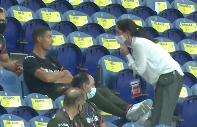 Ronaldo pa maskë në tribunë, punonjësja e këshillon (VIDEO)