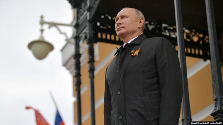 Sa i beson Perëndimi Putinit? Italia e para, Danimarka e fundit