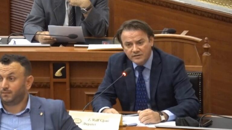Gjoni: Jam shumë i zhgënjyer nga Hajdari dhe Gjiknuri! Draftet e minutave të fundit për të tallur Arqilenë ose Xhamilenë