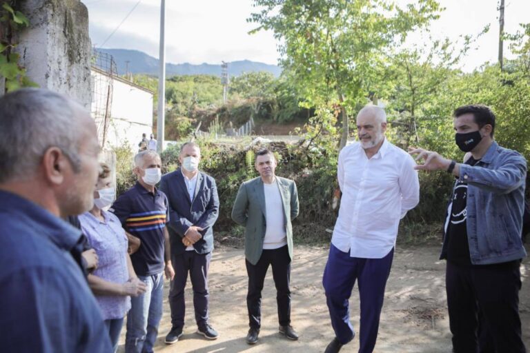 Veliaj: Duam mandatin e tretë në 25 prill. Njerëzit e dallojnë kush bën punë