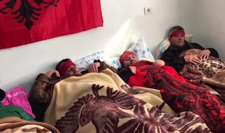 Naftëtarët e Ballshit në grevë, avokati tregon dy mënyrat sesi zgjidhet shqetësimi