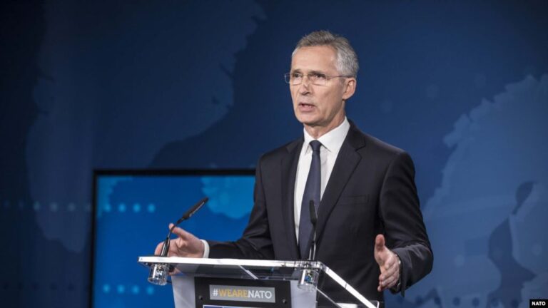 Stoltenberg në Athinë, Greqia i kërkon Turqisë të ulë tensionet