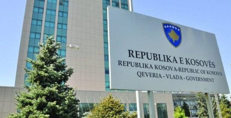 Qeveria e Kosovës: Askush nuk mund ta gjykojë luftën tonë për liri