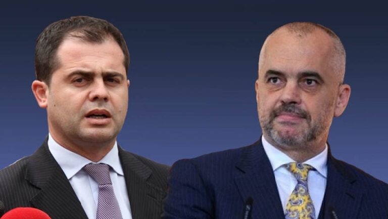 Oerd Bylykbashi: Edi Rama i hoqi Durrësit 300 vite histori