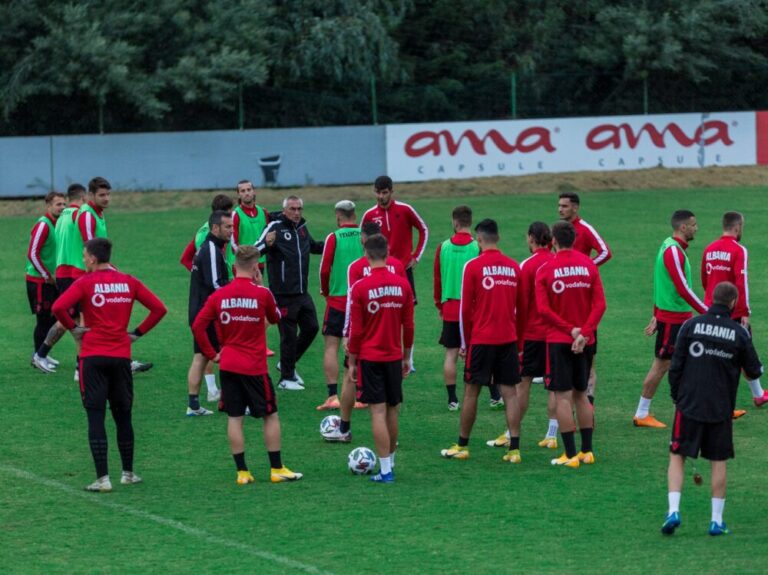 3 futbollistë braktisin grumbullimin, ndryshime të tjera në Kombëtare