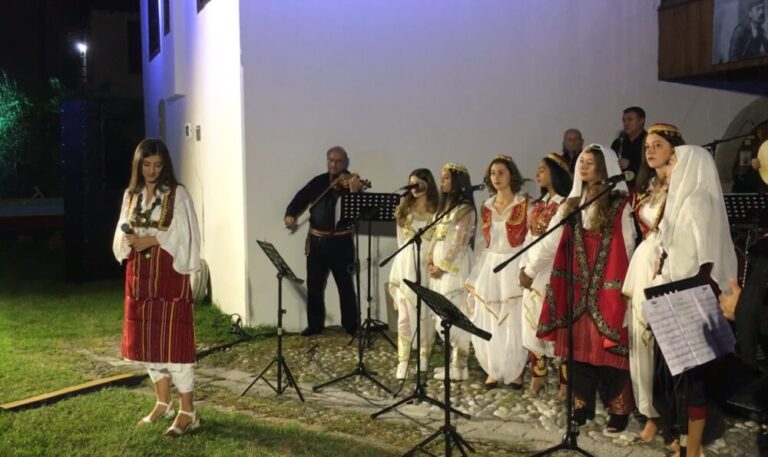As Covid 19 nuk e ndali muzikën qytetare në Shkodër 