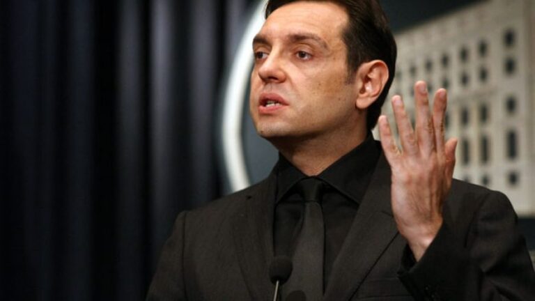 “Shiptarima”, ministri serb i Mbrojtjes fyen shqiptarët: Po heshtet për ‘Shqipërinë e Madhe’