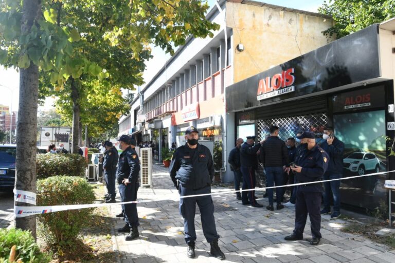 Policia bashkiake, aksion për largimin e bizneseve te Inxhinieria e Ndërtimit