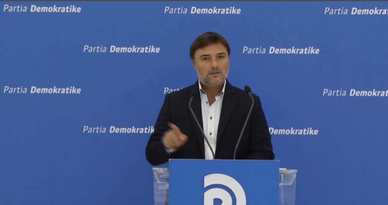 Vrasja e 50-vjeçarit në Fier, Alibeaj: Kambanë mortore, klithmat e tmerrit kanë drithëruar shoqërinë, 25 prilli po afron!