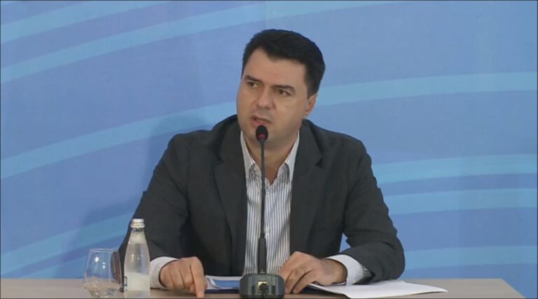 Basha: Bizneset, qytetarët nuk kanë asnjë mjet për të tejkaluar këtë krizë të thellë. Rama nuk dëgjon