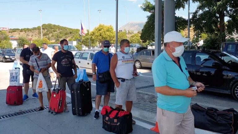 Greqia shtyn sërish masat kufizuese me Shqipërinë, Maqedoninë e Turqinë