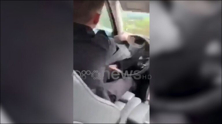 Adoleshentë në timon/ Mjeti me tre persona rrokulliset në mal, VIDEO nga aksidenti në Tropojë