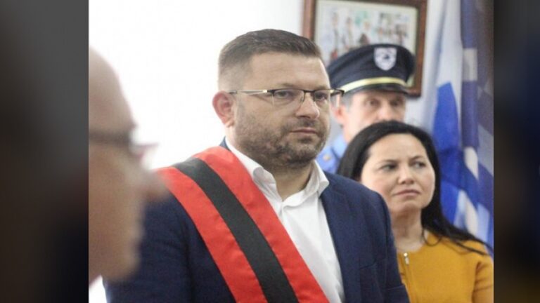 Kryebashkiaku i Dropullit me COVID-19, mbyllet godina e bashkisë