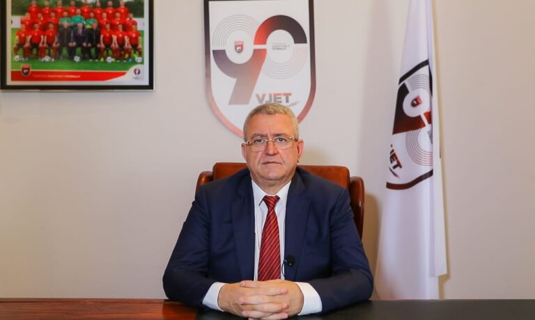 Duka: Qeveria të gjejë kohë për ta kthyer futbollin në fushë