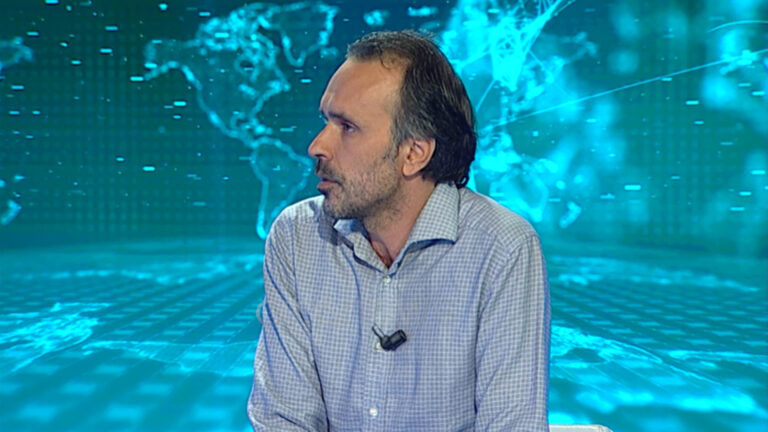Mërtiri: Shtatori do të rrisë presionin politik dhe masivitetin në shesh