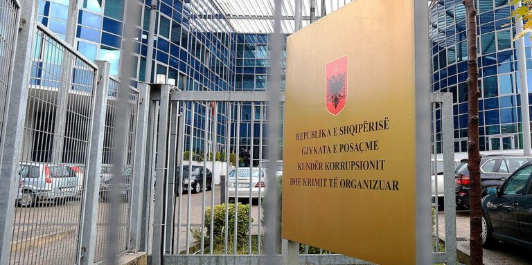 Gjykata e Posaçme e Shkallës së Parë, masë sigurie për korrupsion ndaj dy inspektorëve të ISHTI-së