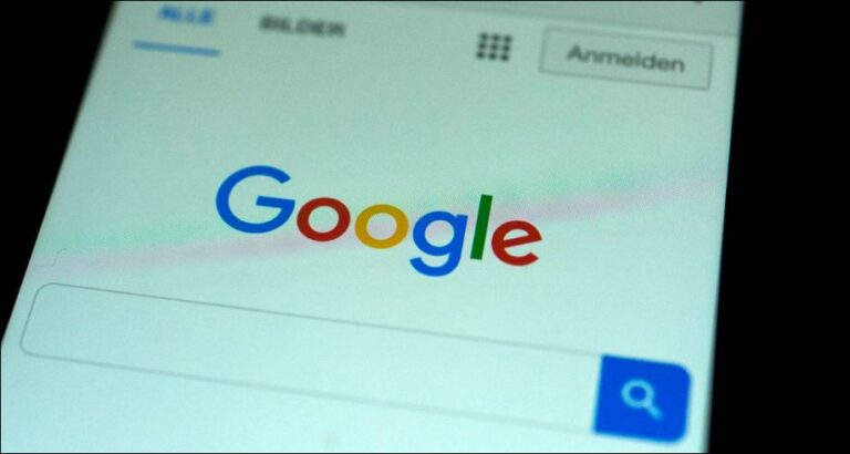 Google Search tani ju lejon të kërkoni këngën tuaj të preferuar me një psherëtimë