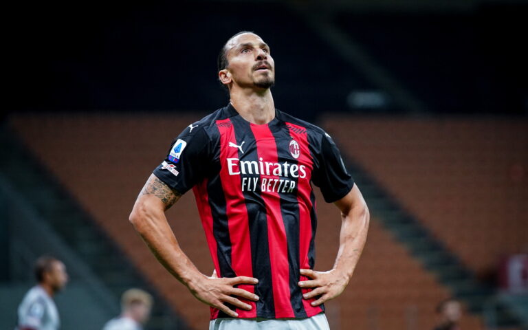 Ibrahimovic shërohet nga koronavirusi, gati për derbin ndaj Interit