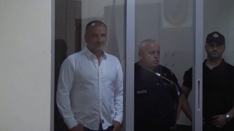 Shtyhet seanca gjyqësore për Izet Haxhinë