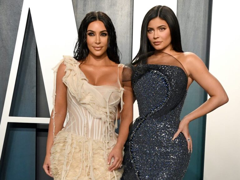 Konkurrenca Kardashian-Jenner! Kim zyrtarisht më e pasur se Kylie