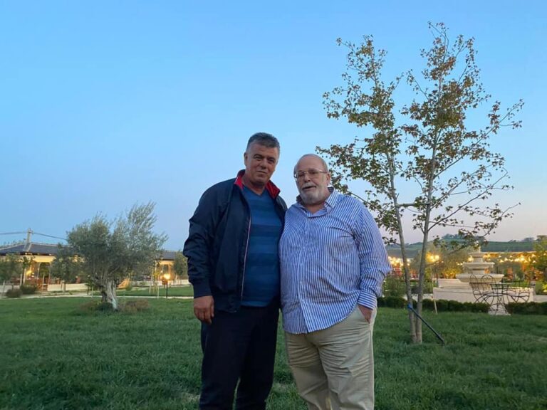 Me thinja dhe i shëndoshur, rishfaqet Fatos Nano
