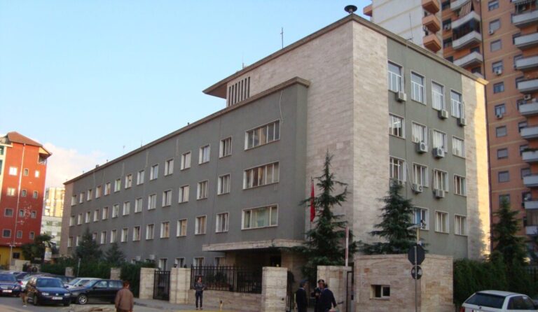Vrasja e 25-vjeçarit, takim urgjent në Prokurorinë e Tiranës
