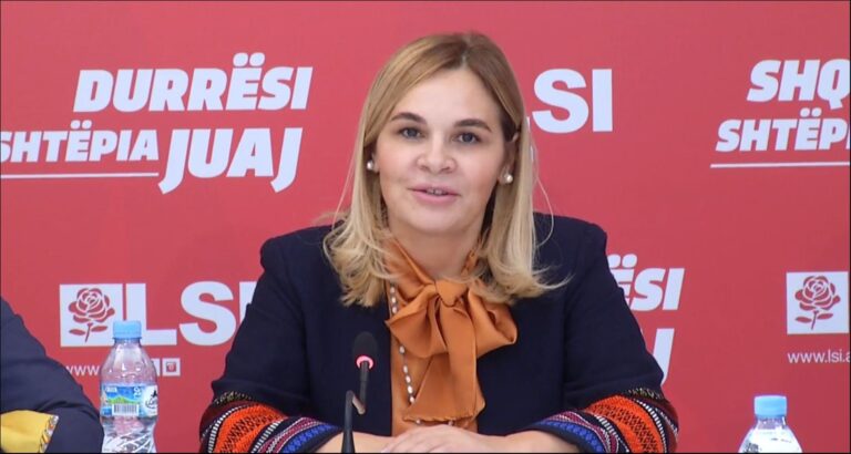 Kryemadhi mbledh Kryesinë e Durrësit: Koha që t’ia rikthejmë qytetarëve qytetin e uzurpuar nga një grusht njerëzish