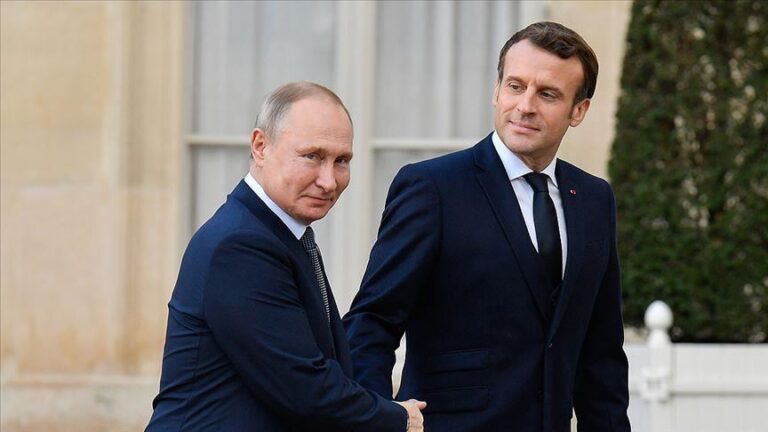 Macron bisedë telefonike me Putin