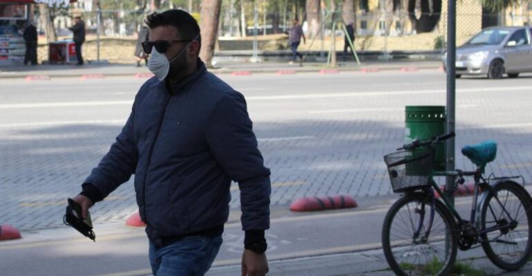 “Shumë larg pragut”, ja sa përqind e banorëve të Tiranës janë imunë ndaj Covid-19