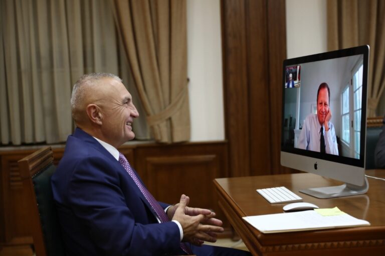 Meta bisedë me kreun e Fondacionit Shqiptaro-Amerikan të Ndërmarrjeve: Granoff , kontribut të jashtëzakonshëm për Shqipërinë