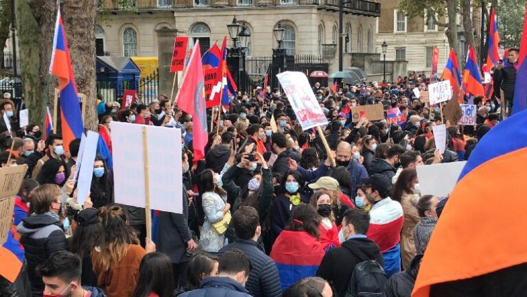 Protesta në Evropë kundër masave kufizuese dhe mbajtjes së maskave
