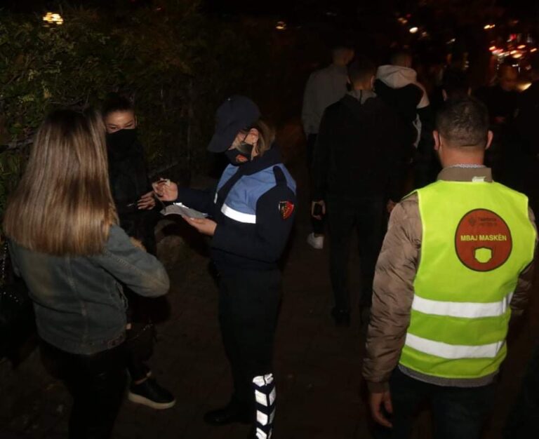 Policia lum gjobash për Halloween në Bllok (FOTO)
