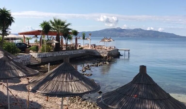 Saranda, një sezon me pak turistë, shumë biznese i shpëtuan falimentit, por s’kanë përfituar ulje taksash