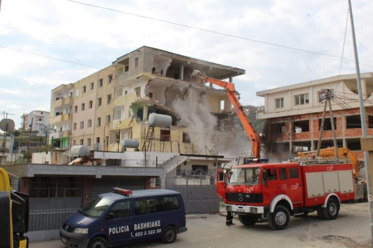 Kryetarja e LSI-së Durrës, Kontjana Kuçi: Dimri i dytë po i gjen mijëra banorë të pastrehë