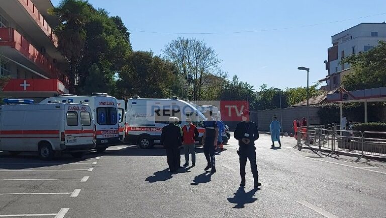 Fluks ambulancash te spitali Infektiv, shtohet sigura në hyrje