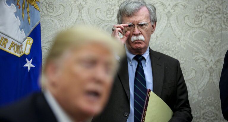 FBI bastis shtëpinë e John Bolton, kërkonte t’i hiqej ”non-grata” Berishës