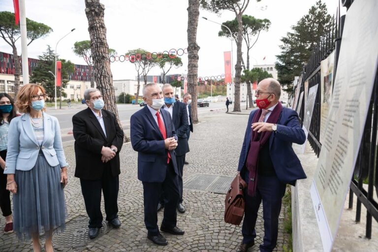 Dita e Alfabetit/ Meta: 112 vjet më parë, Rilindasit e vërtetë i paraprinë Pavarësisë së Shqipërisë