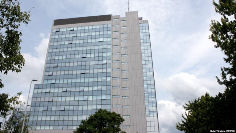 Dorëheqja e Presidentit/ Hoti: Forcat politike të bëhen bashkë për maturi institucionale