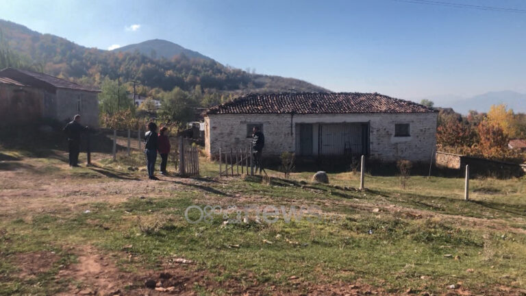 Fshati vetëm tre km larg Korçës, 20 vite pa kanalizime, dy orë ujë në ditë