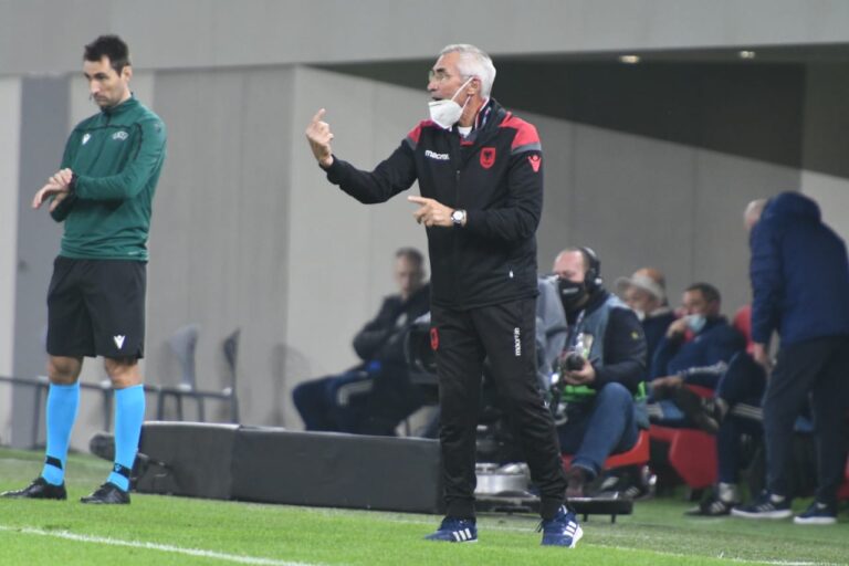 Reja ankohet për fushën: S’bënim dot 2-3 pasime radhazi!