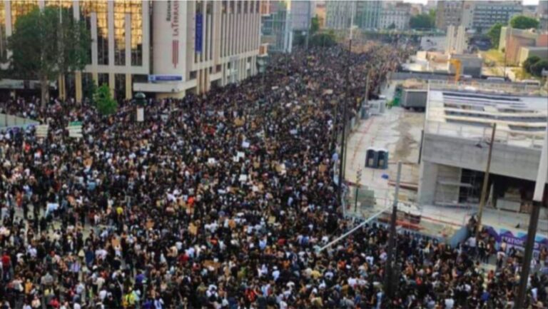 Protesta kundër dhunës policore, përdoret gazi lotsjellës