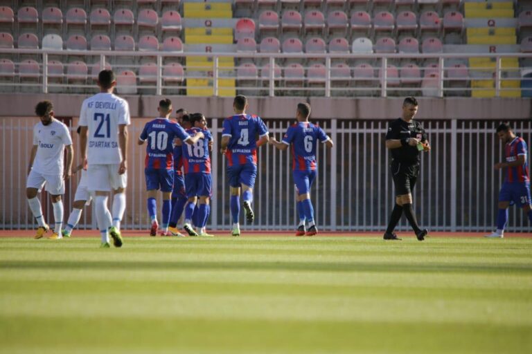 Kupa/ Vllaznia e nis me 7 gola, Kukësi dhe Partizani me nga 5