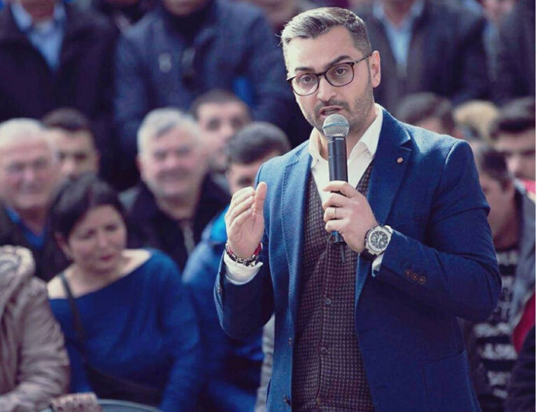Nga koordinator i PD në kabinetin qeveritar, flet Besart Kadia: Bashës i uroj suksese