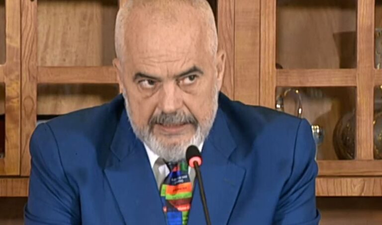 Rama: Lekët e konviktit do kthehen, të gjithë po bëjnë mësim online. Jemi situatë lufte