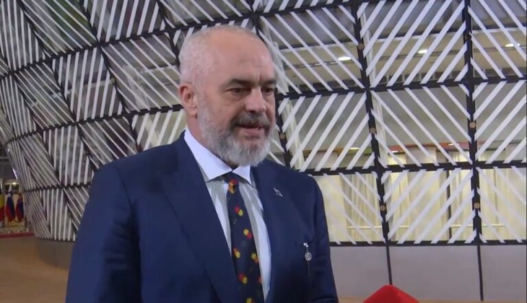 Edi Rama si përherë: Fajin e ka  Europa për Negociatat!