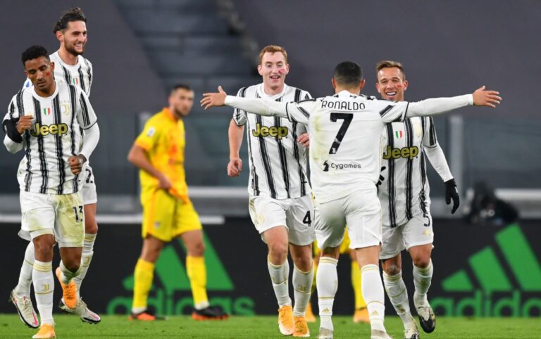 Juventus mund me lehtësi Cagliarin, Ronaldo shkëlqen me dopietë (VIDEO)