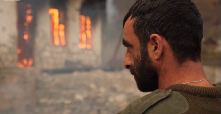 Nagorno-Karabakh i kalon Azerbajxhanit, armenët djegin shtëpitë për një arsye të vetme