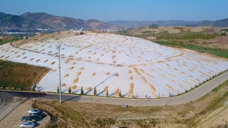 Top Story: Sa paguan Shqipëria dhe sa rajoni për trajtimin e mbetjeve! Problemet në Landfillin e Korçës e Bushatit