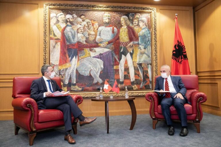 Presidenti Meta pret në takim Ministrin e Jashtëm të Zvicrës: Dy vendet e popujt kanë shumë arsye të krenohen
