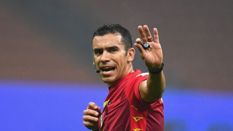 Nuk akorduan një penallti evidente ndaj Perisic, pezullohen arbitrat e Inter-Parma